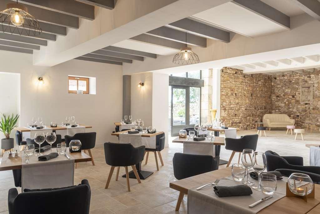 Le Manoir De Pierre Levee, The Originals Collection Hotel Tournon-Saint-Martin Ресторант снимка